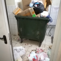 Плохая уборка и горы мусора ора